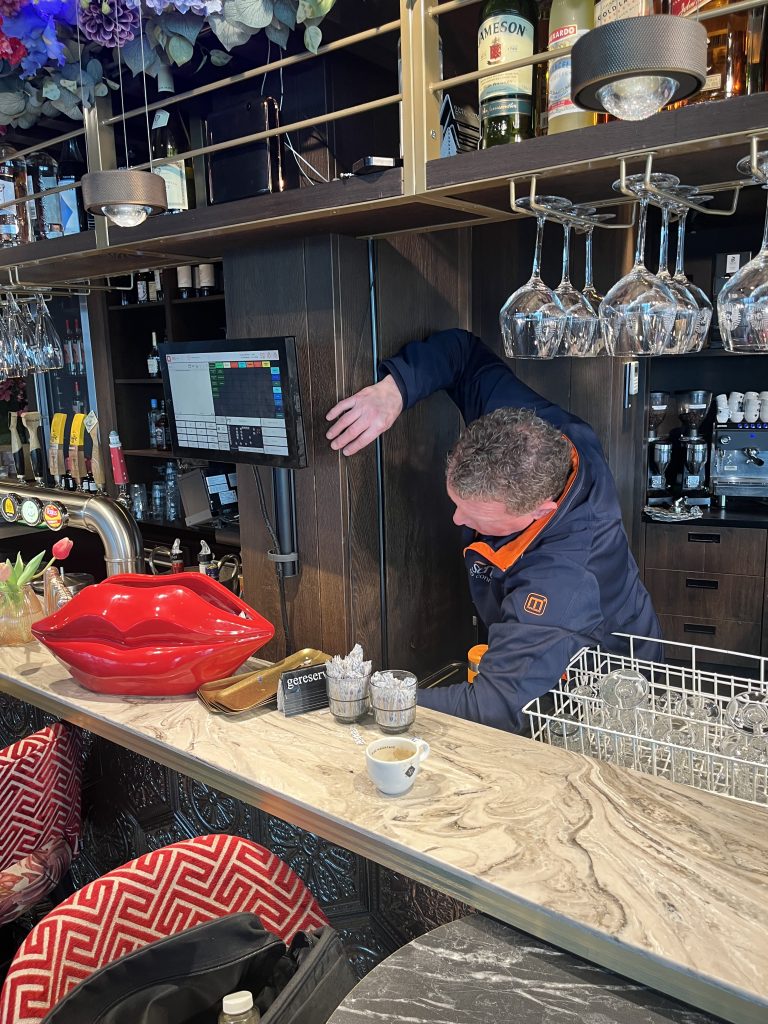 Nico aan het werk